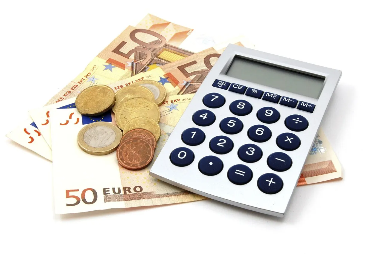 Zdjęcie Jaka jest waluta w niemczech? Wszystko o euro w pigułce • Kompendium