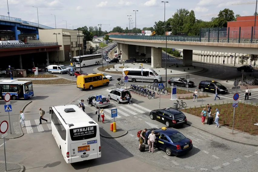 Zdjęcie Gdzie odjeżdżają autobusy z Kraków MDA? Sprawdź lokalizację i trasy