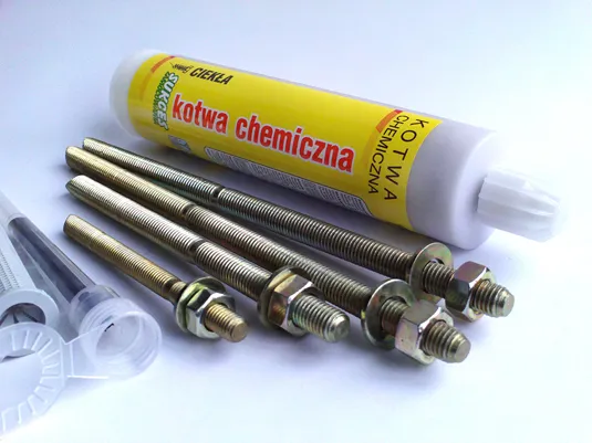 Zdjęcie Jak skutecznie wykorzystać kotwę chemiczną do styropianu w montażu