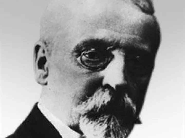 Zdjęcie Kiedy urodził się Henryk Sienkiewicz? Odkryj jego historię i znaczenie