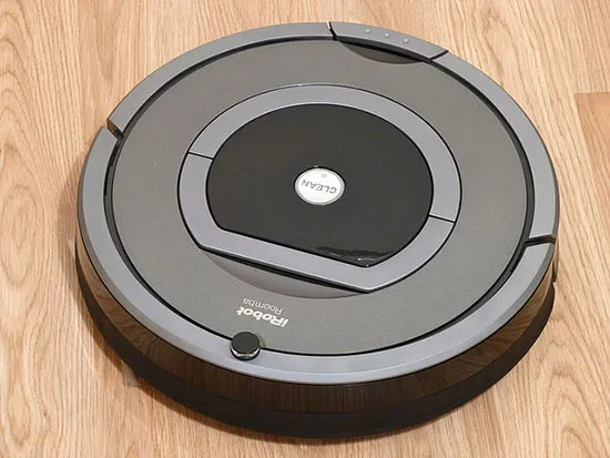 Zdjęcie Robojet czy Roomba – który robot odkurzający lepiej sprząta?