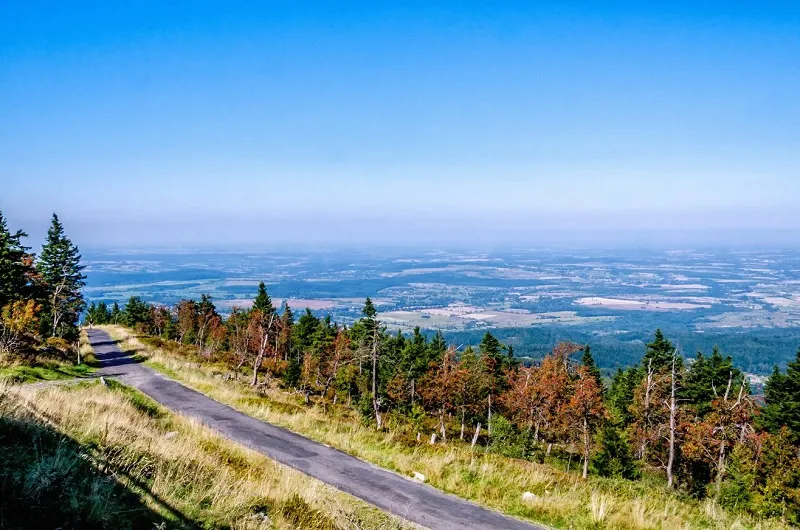 Zdjęcie Trasy rowerowe w Górach Izerskich: Odkryj najlepsze szlaki i ich trudności