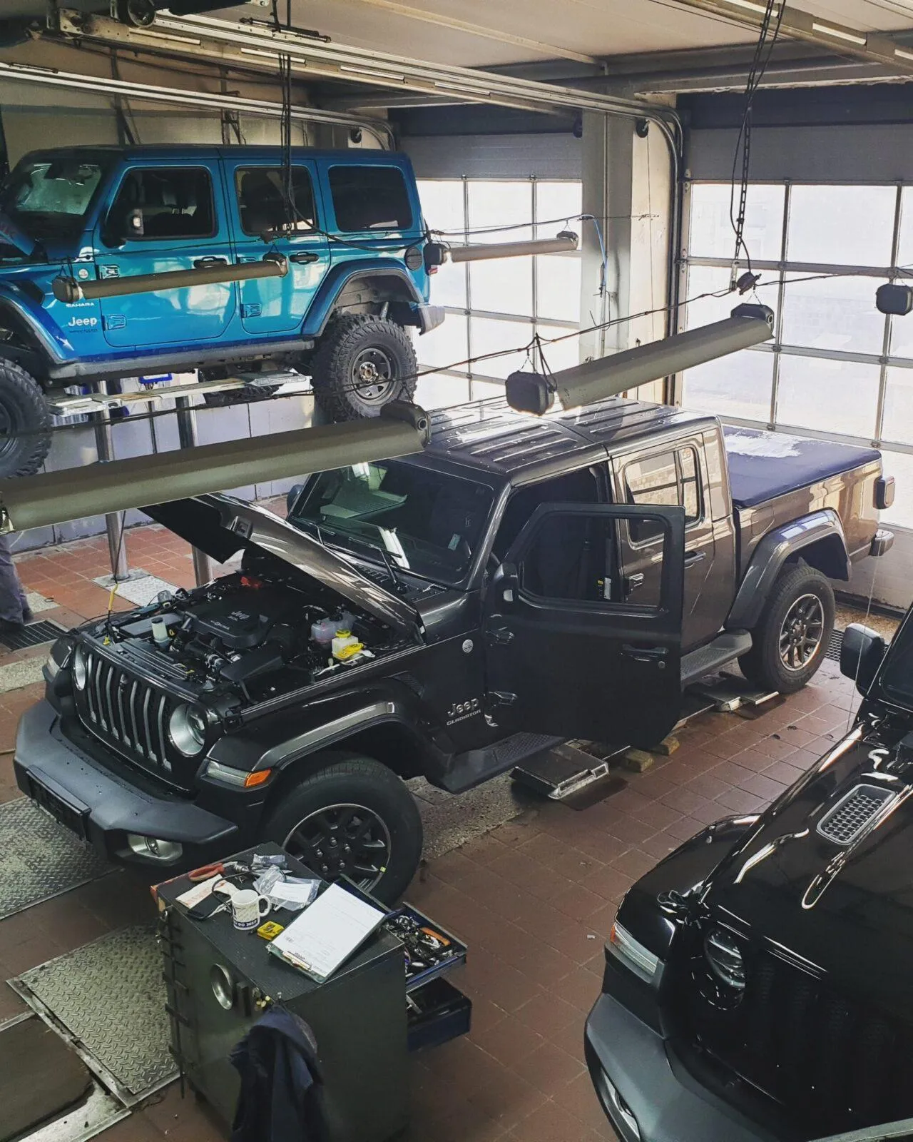 Zdjęcie Jak sprawdzić akcje serwisowe Jeep i uniknąć niebezpieczeństw