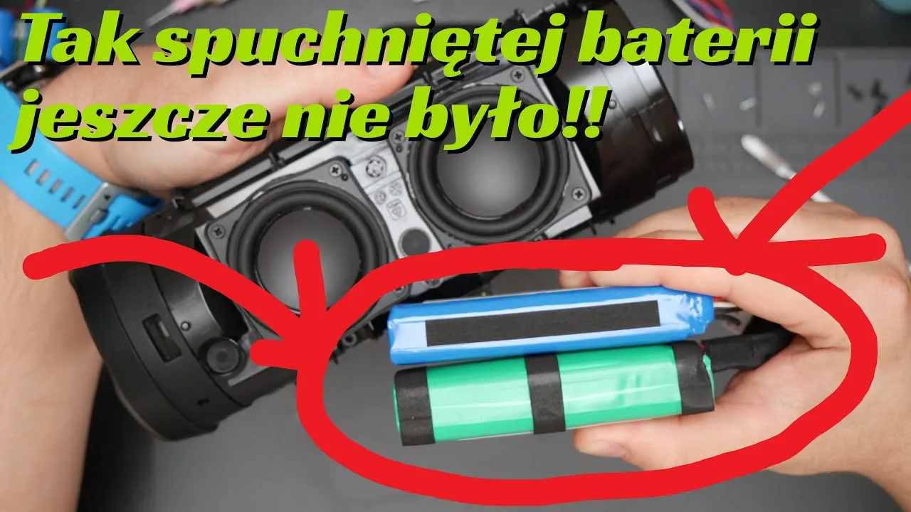 Zdjęcie Wymiana baterii w Xblitz GO - uniknij utraty gwarancji i problemów