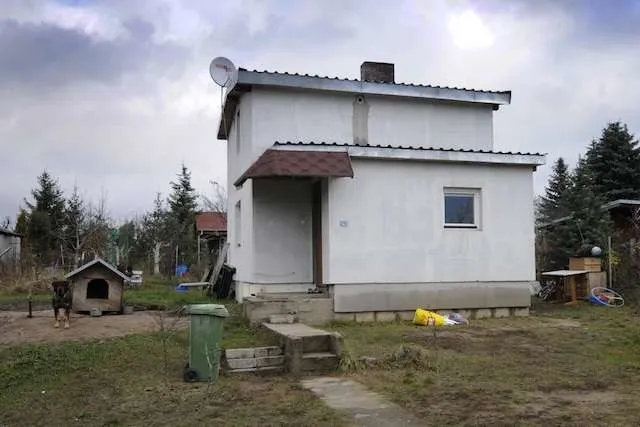 Zdjęcie Co grozi za mieszkanie na działce ROD? Poznaj konsekwencje prawne