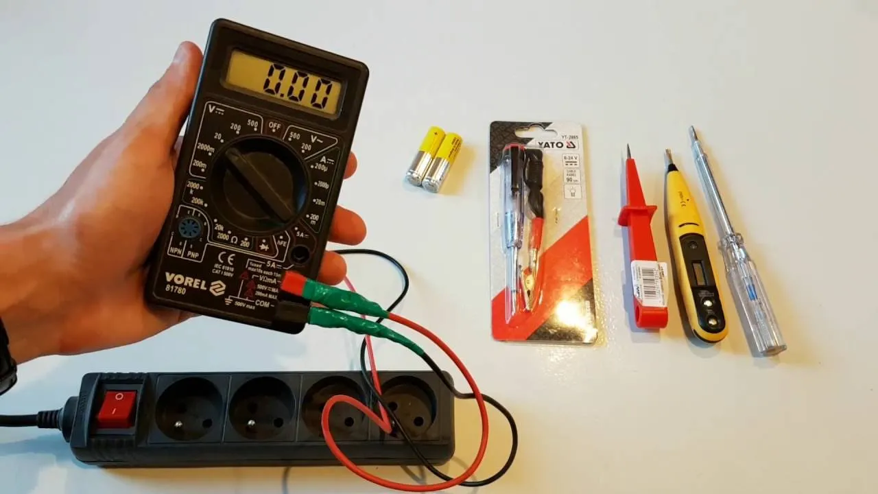 Zdjęcie Jak sprawdzić czy w kablu jest prąd - uniknij niebezpieczeństwa porażenia