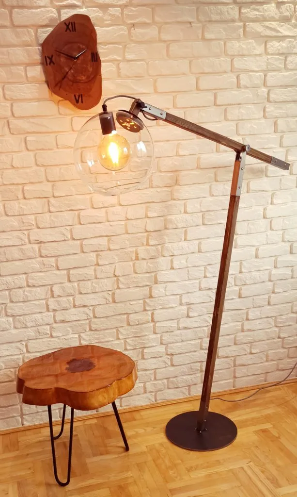 Zdjęcie Stwórz wyjątkową lampę stojącą DIY - proste instrukcje i pomysły