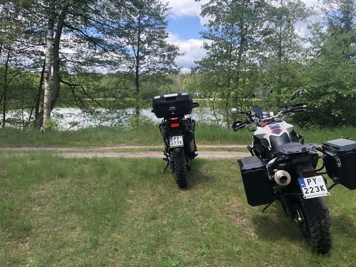 Zdjęcie Trasy motocyklowe enduro w Lublinie: odkryj najlepsze szlaki i ich tajemnice