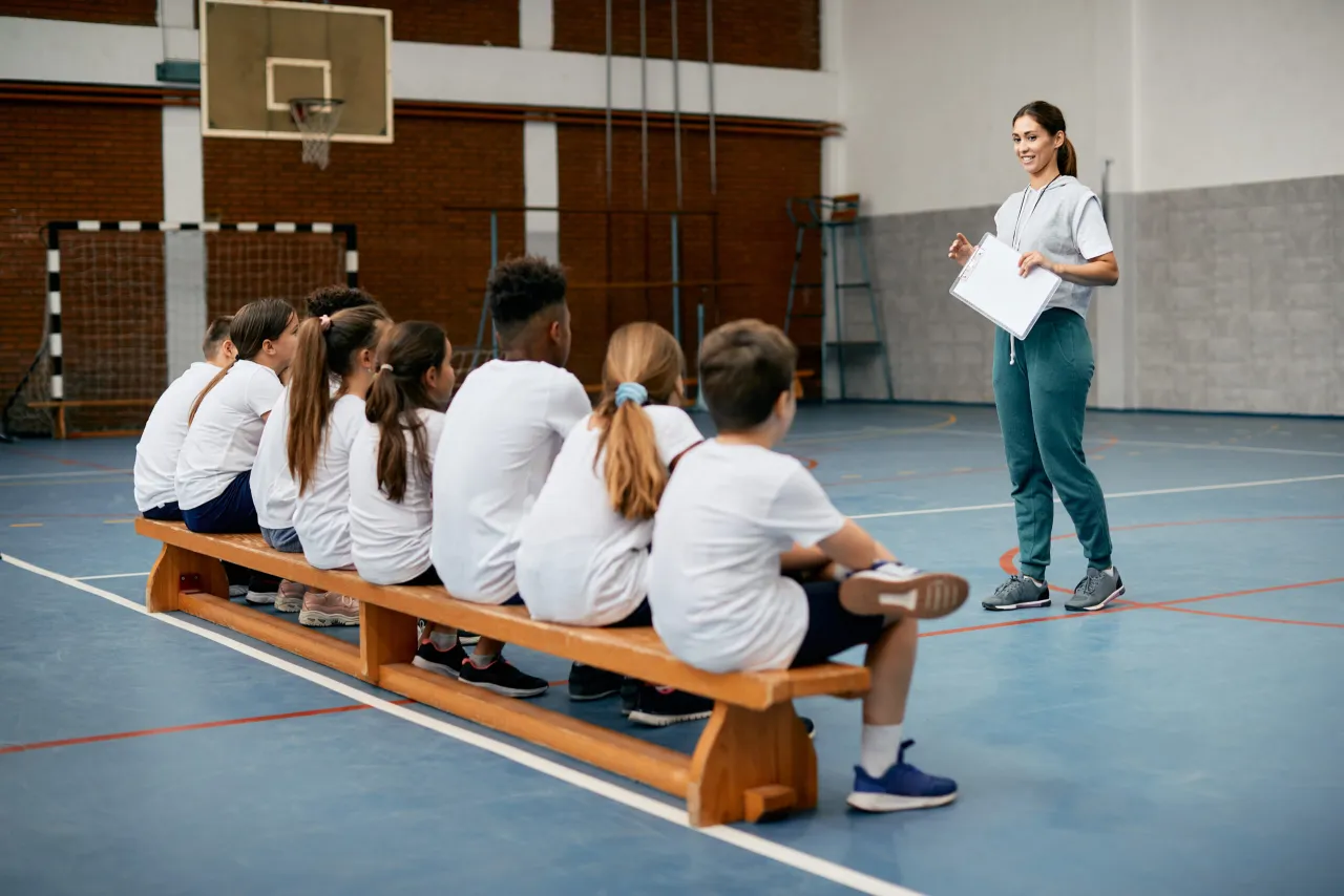 Zdjęcie Czy fizjoterapeuta może wystawić zwolnienie z wf? Dowiedz się prawdy