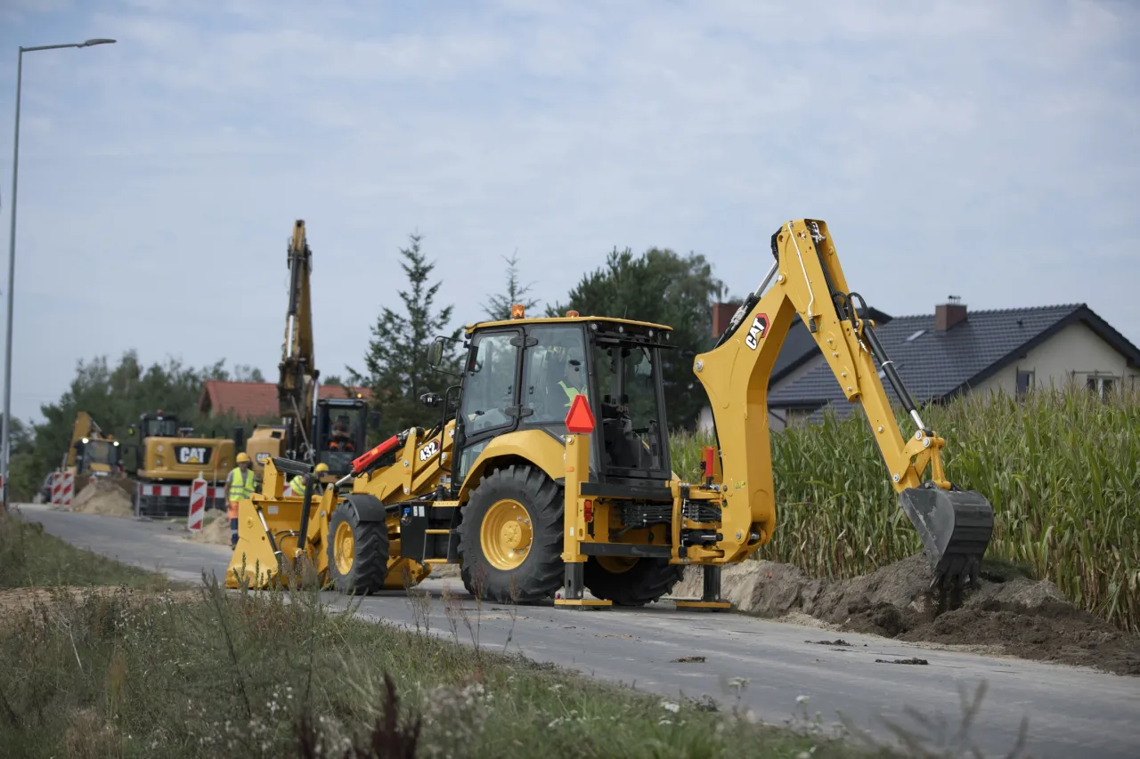 Zdjęcie Ile pali koparko ładowarka? Sprawdź, jak obniżyć koszty eksploatacji