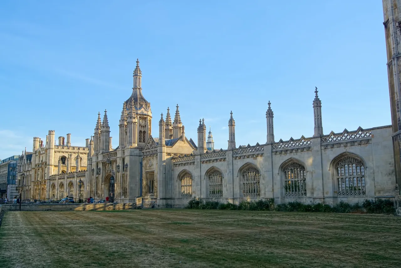 Zdjęcie Uniwersytet Cambridge - historia, programy i życie studenckie