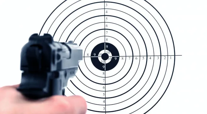 Zdjęcie Voucher na strzelnicę Płock: Adrenalina i emocje!