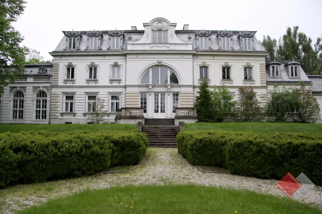 Zdjęcie Historia pałacu Goldstandów w Zaborowie - niezwykła perła architektury