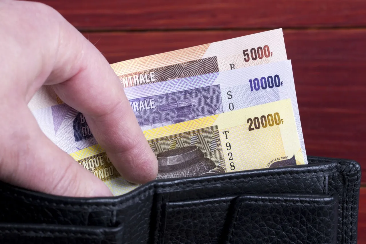 Zdjęcie Jak bezpiecznie sprzedać mieszkanie z kredytem we frankach: kompletny poradnik