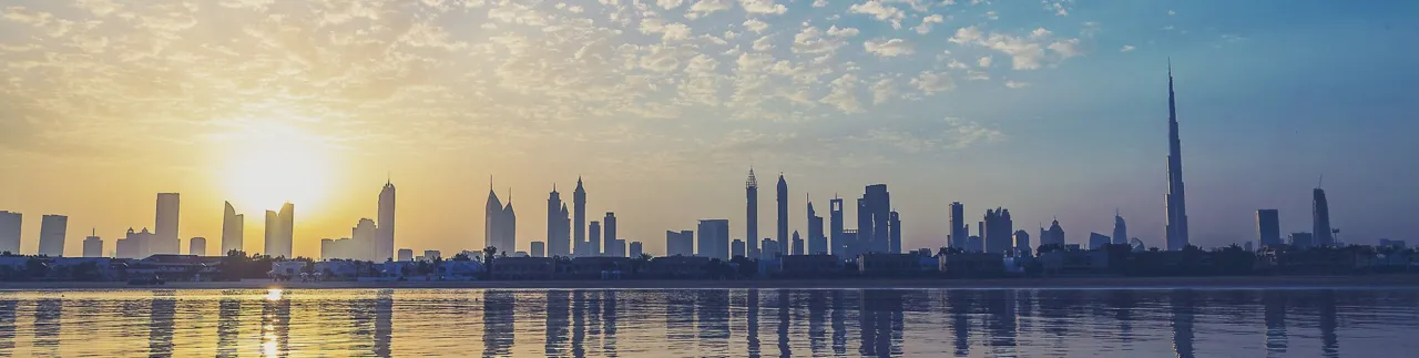 Zdjęcie Gdzie leży Dubaj na mapie świata? Odkryj jego lokalizację i kontekst