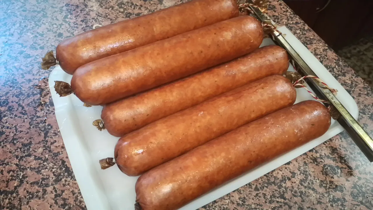 Zdjęcie Ile gałki muszkatołowej do kiełbasy? Oto idealne proporcje dla smaku