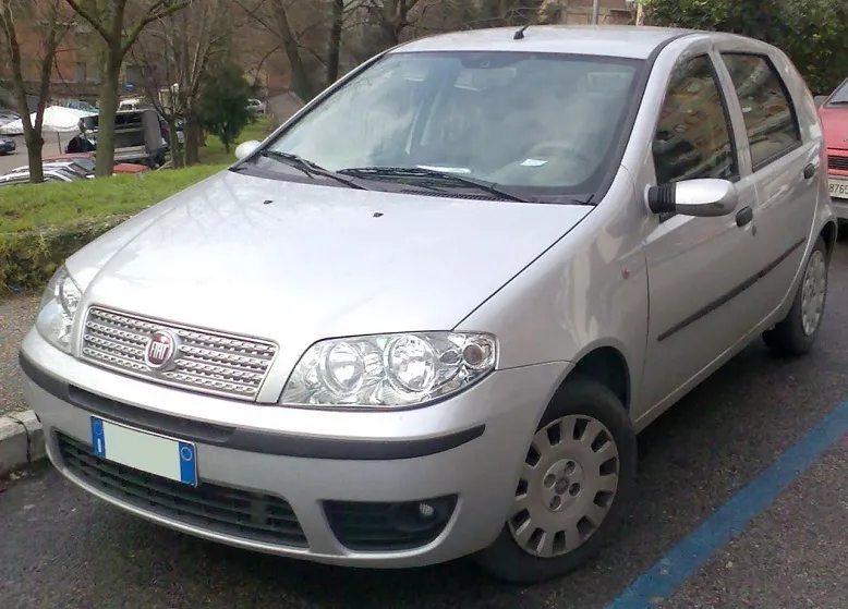 Zdjęcie Ile pali fiat punto 1.2 benzyna? Sprawdź rzeczywiste spalanie w mieście i trasie