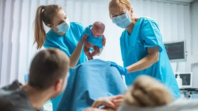 Zdjęcie Indukcja porodu - co musisz wiedzieć o tej medycznej procedurze