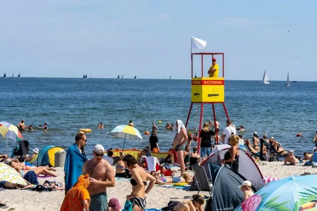 Zdjęcie Sopot czy można się kąpać? Sprawdź aktualny stan wody i bezpieczeństwo