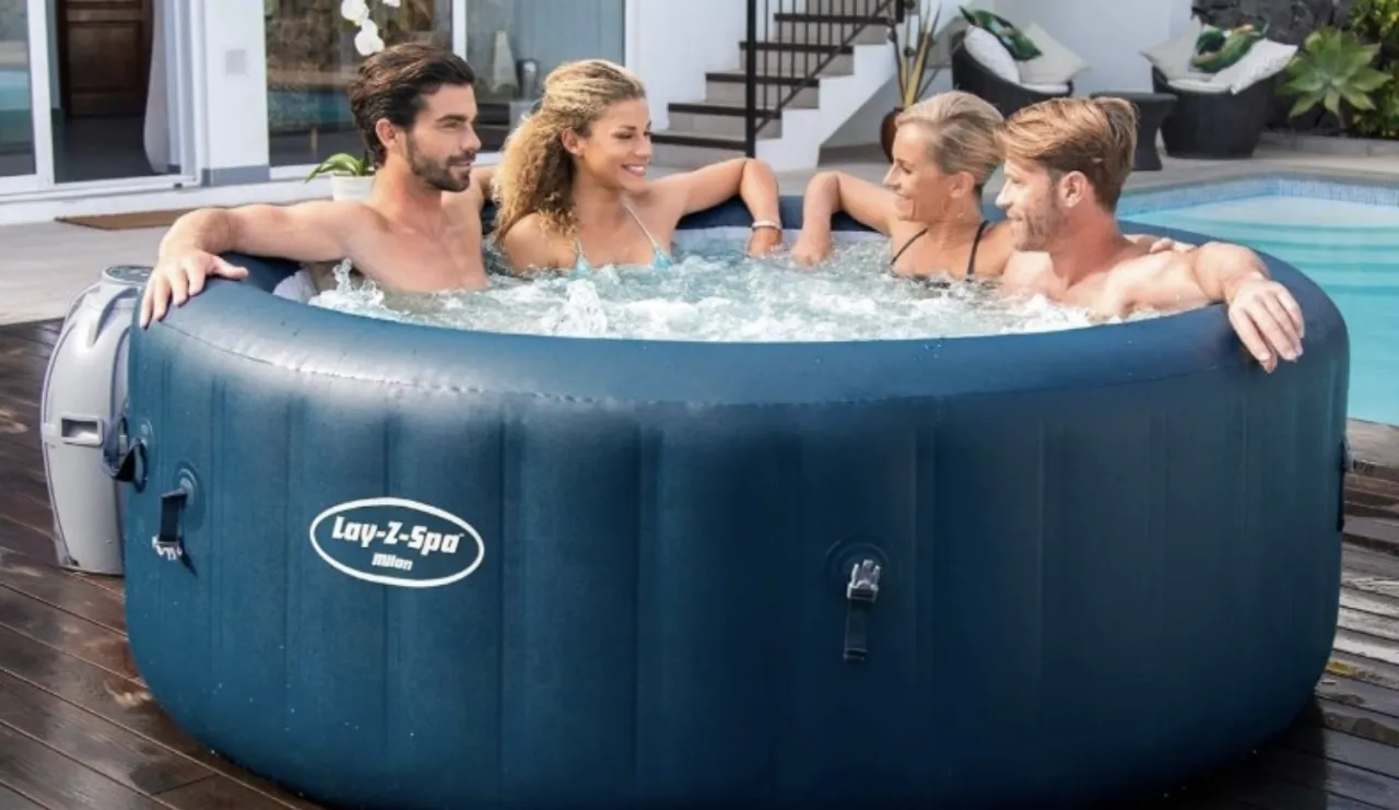 Zdjęcie Lay-Z-Spa Milan: Inteligentne jacuzzi Wi-Fi - opinie, koszty, recenzja