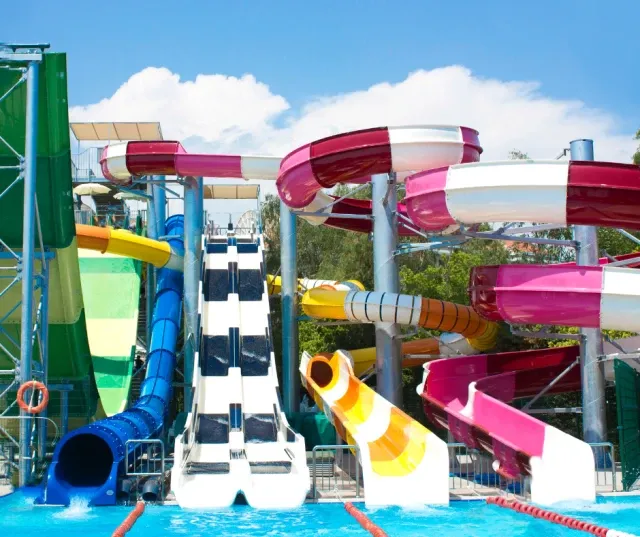 Zdjęcie Warszawa dla młodzieży – najlepsze miejsca do niezapomnianej zabawy