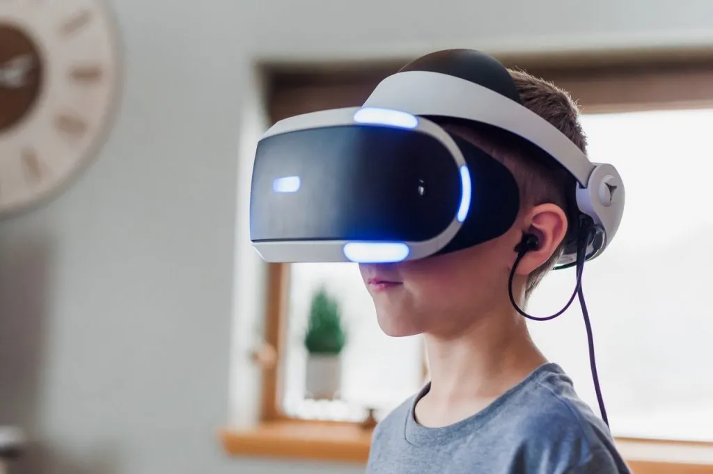 Zdjęcie Jak łatwo oglądać filmy VR na telefonie bez drogich urządzeń – poradnik krok po kroku