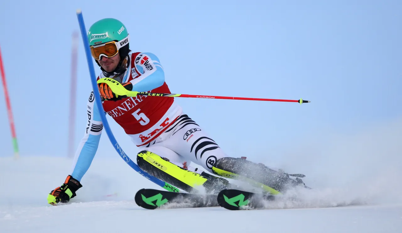 Zdjęcie Najlepsze ochraniacze na plecy do nart - uniknij kontuzji na stoku