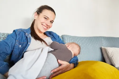 Zdjęcie Niebezpieczne produkty podczas karmienia piersi. Czego nie jeść, aby nie zaszkodzić dziecku