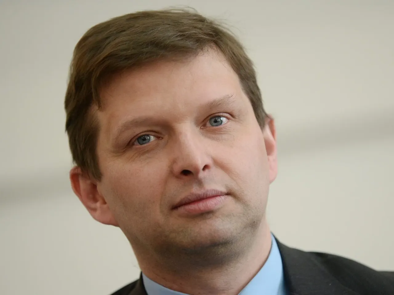 Zdjęcie Czy warto inwestować na giełdzie? Odkryj zyski i ryzyka inwestycji