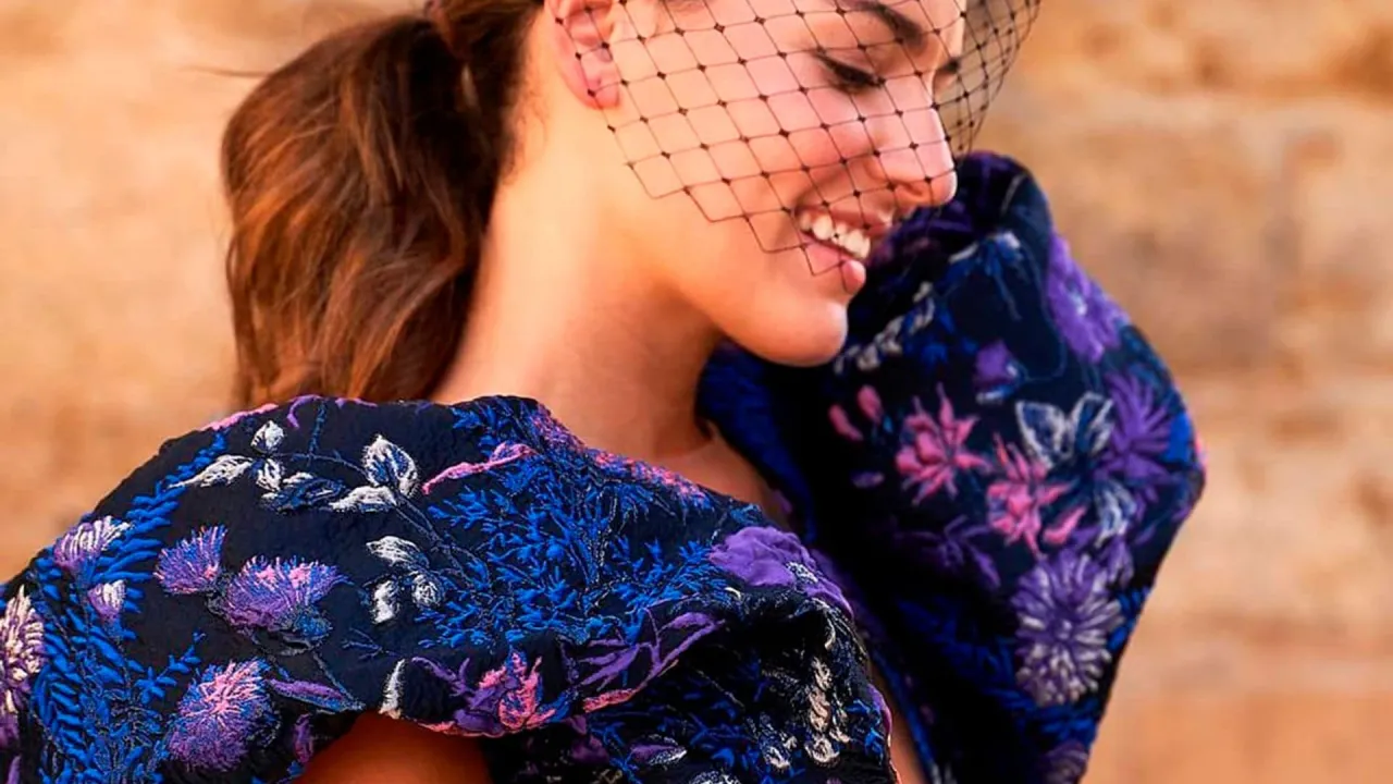 Zdjęcie Con que combinar un vestido lila para lucir espectacular en cualquier ocasión