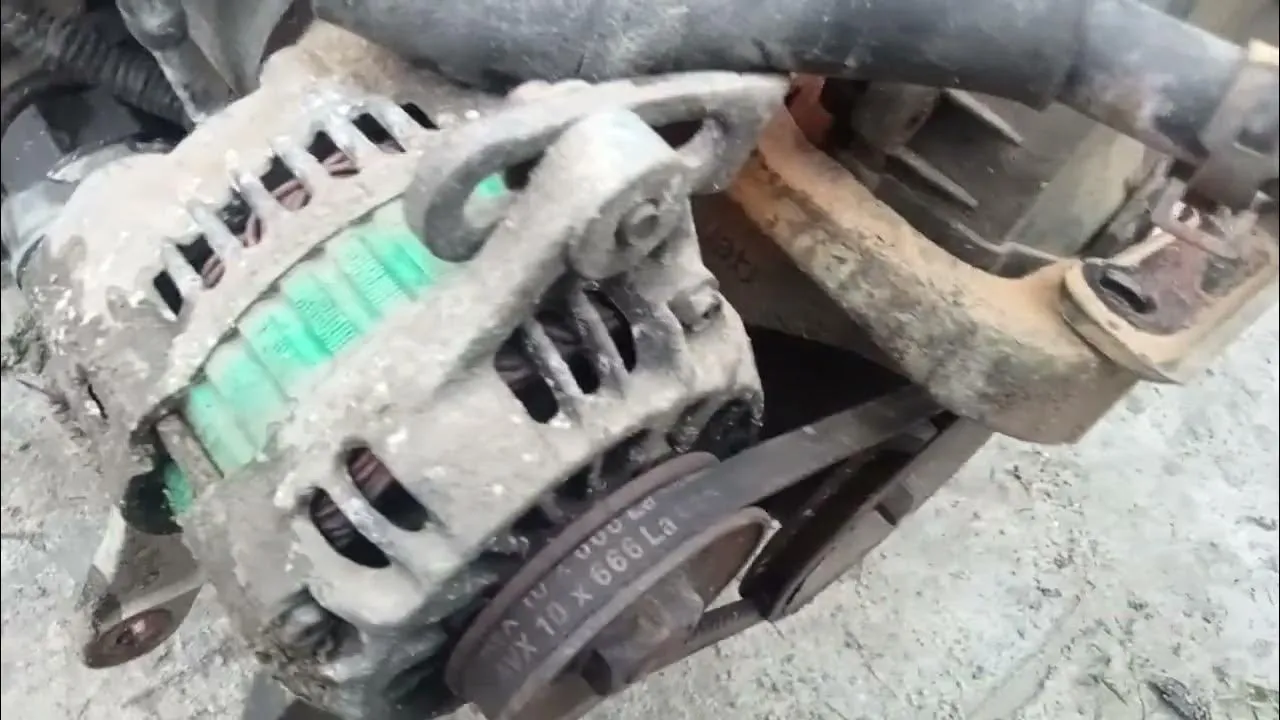 Zdjęcie Jak łatwo i bezpiecznie wymontować alternator w Daewoo Matiz – krok po kroku