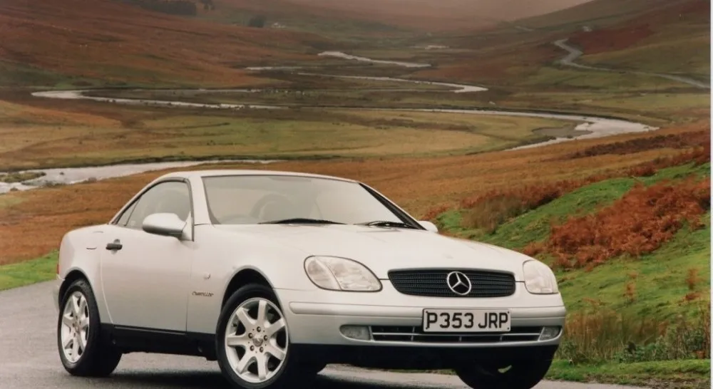 Zdjęcie Mercedes-Benz SLK - historia modelu, dane techniczne i unikalne cechy