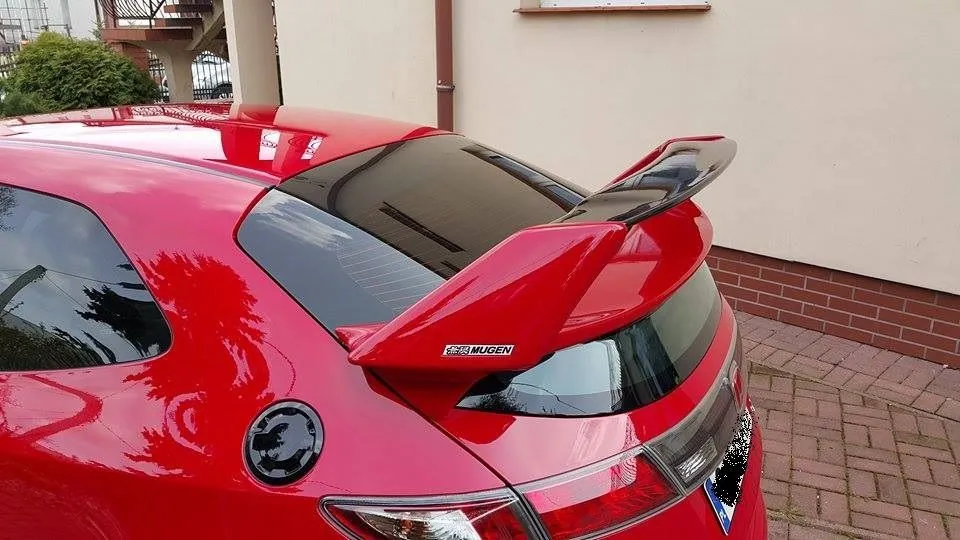 Zdjęcie Efektowny civic spoiler, który poprawi wygląd i osiągi Twojego auta