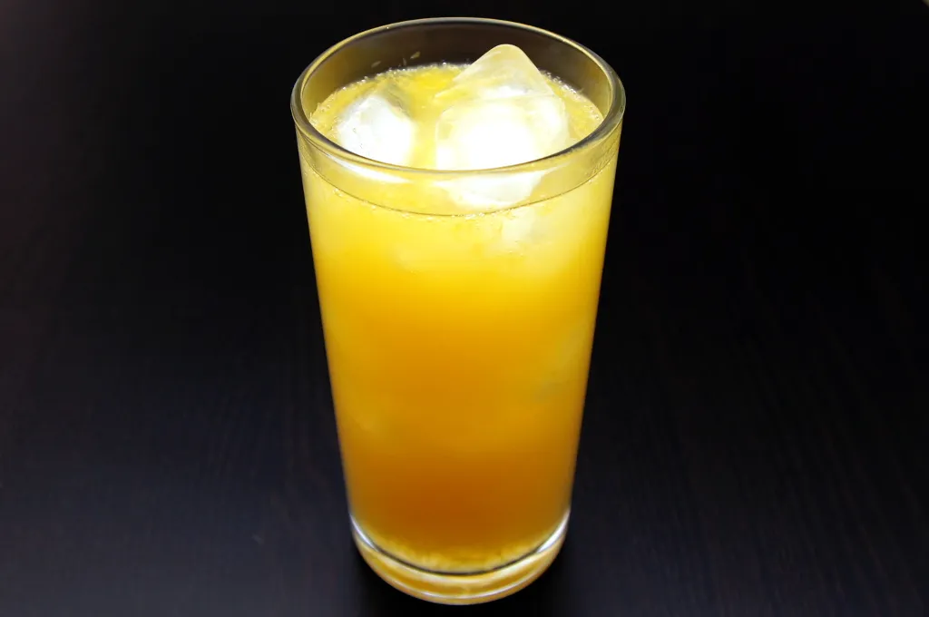 Zdjęcie Najlepsze drinki z wódką i sokiem pomarańczowym, które musisz spróbować