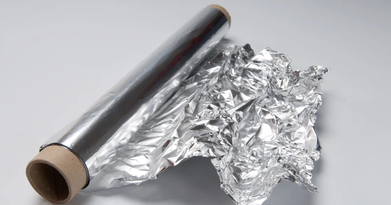 Zdjęcie Folia aluminiowa gdzie wyrzucić? Oto co musisz wiedzieć o recyklingu