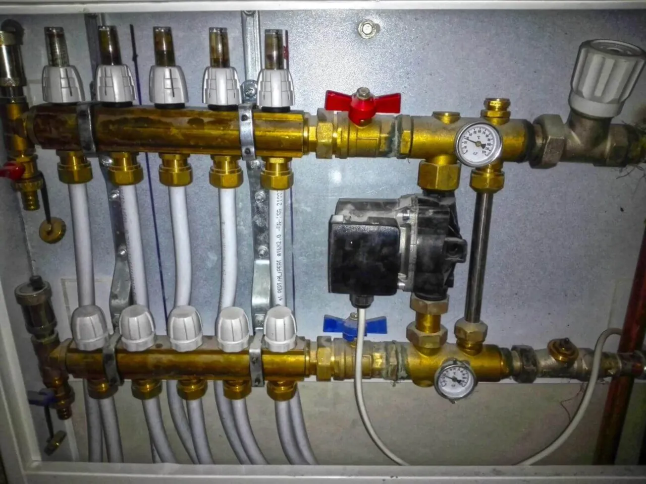 Zdjęcie Pompa ciepła 5 kW: Jaki dom ogrzeje? Kluczowe czynniki wyboru
