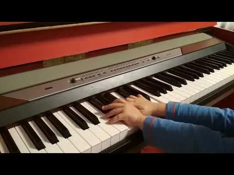 Zdjęcie Ile klawiszy ma pianino a ile fortepian? Poznaj kluczowe różnice!