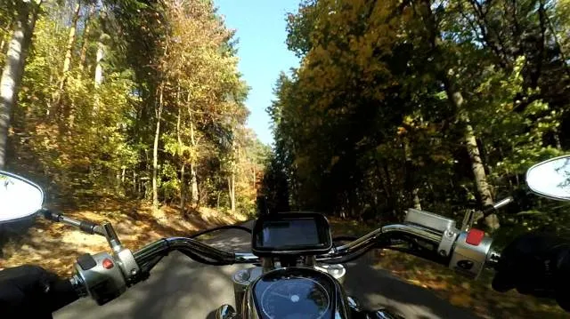 Zdjęcie Najlepsze trasy motocyklowe w Krakowie – odkryj piękne widoki