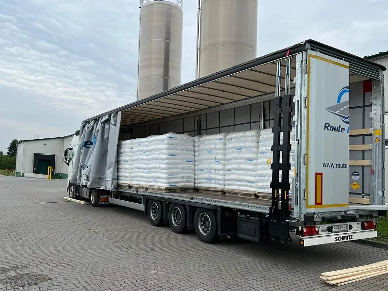 Zdjęcie Izoterma naczepa co to – kluczowe informacje o transporcie towarów