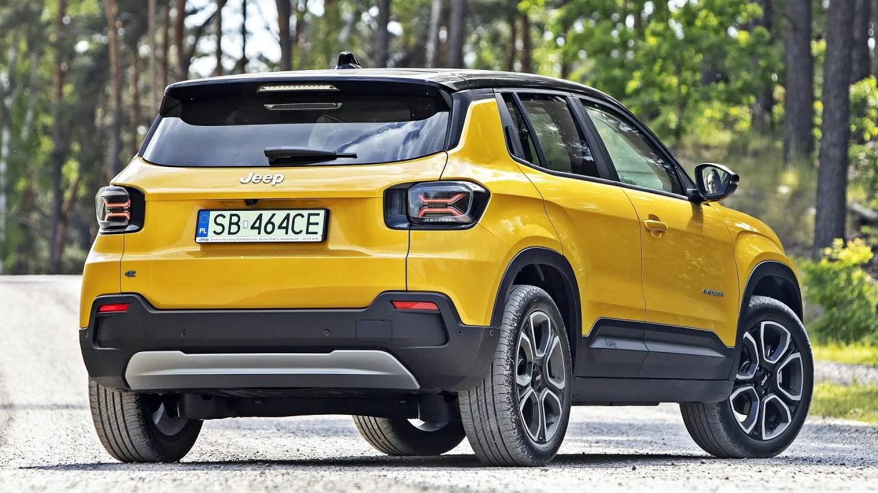 Zdjęcie Ile kosztuje jeep avenger? Ceny i porównanie modeli w Polsce
