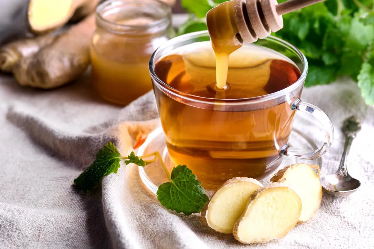 Zdjęcie Ile kalorii ma herbata owocowa i jak wpływa na Twoją dietę? Zaskakujące fakty