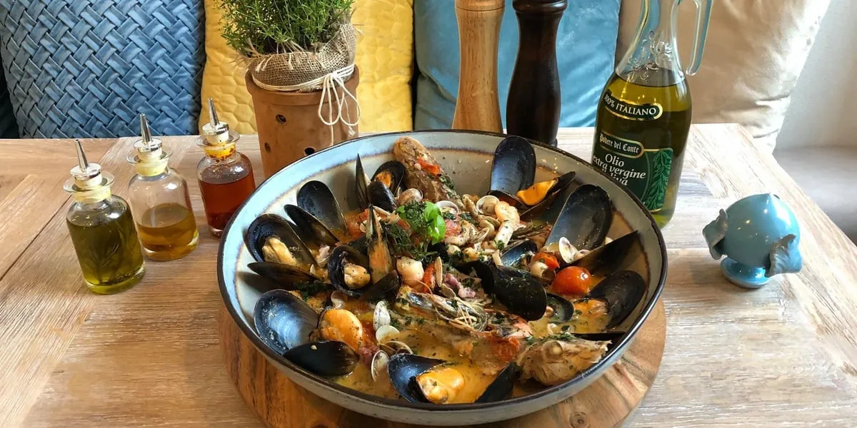 Zdjęcie Rowy gdzie zjeść - najlepsze restauracje z rybami i owocami morza