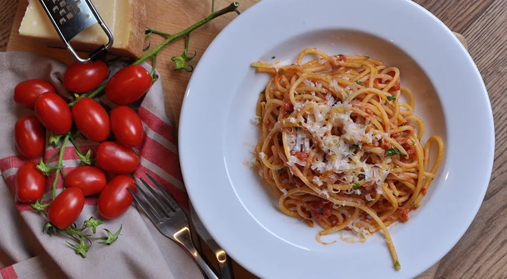 Zdjęcie Spaghetti all&#039;amatriciana: tradycyjny przepis, który zachwyca smakiem