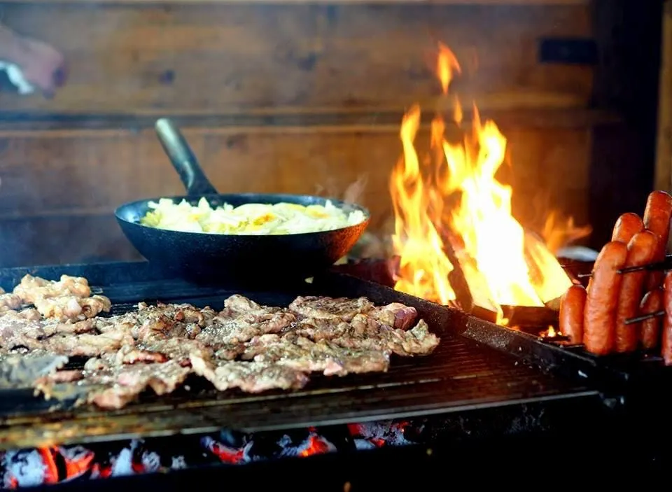 Zdjęcie Grill Max Jarocin – sprawdź menu, godziny otwarcia i opinie klientów