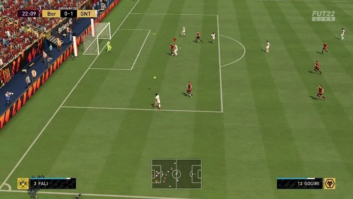 Zdjęcie Jak bronić karne w FIFA 22: skuteczne techniki obrony dla graczy