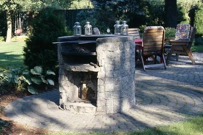 Zdjęcie Grill z kamienia: Jak używać kamiennego grilla i najlepsze przepisy