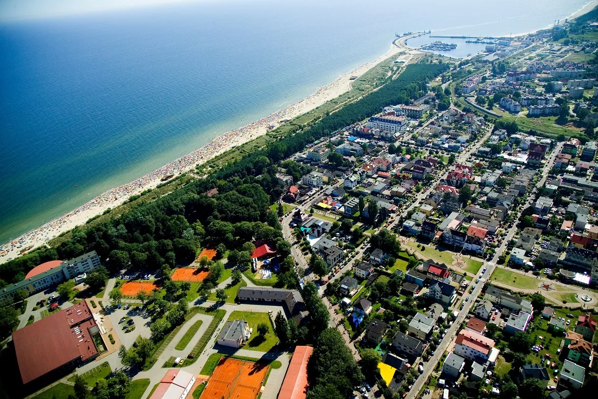 Zdjęcie Władysławowo jaki powiat? Odkryj, gdzie leży to urokliwe miasto