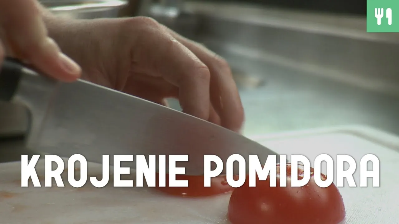 Zdjęcie Jak pokroić pomidora do sałatki, aby uzyskać idealne plastry?