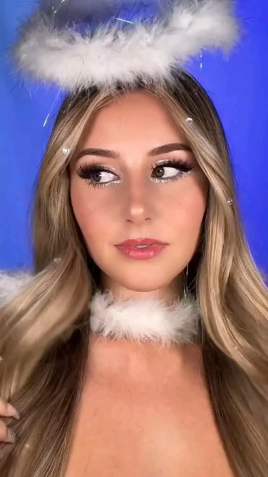 Zdjęcie Crea un impresionante maquillaje de ángel para destacar en cualquier fiesta