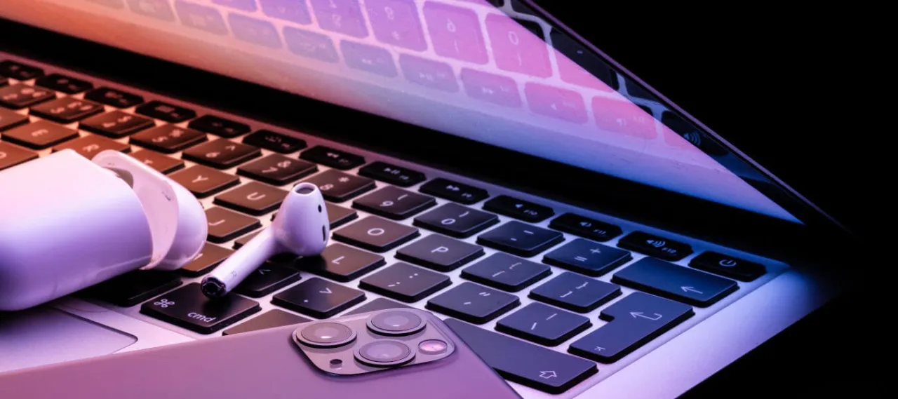 Zdjęcie Jak połączyć AirPods z różnymi urządzeniami - proste kroki i porady